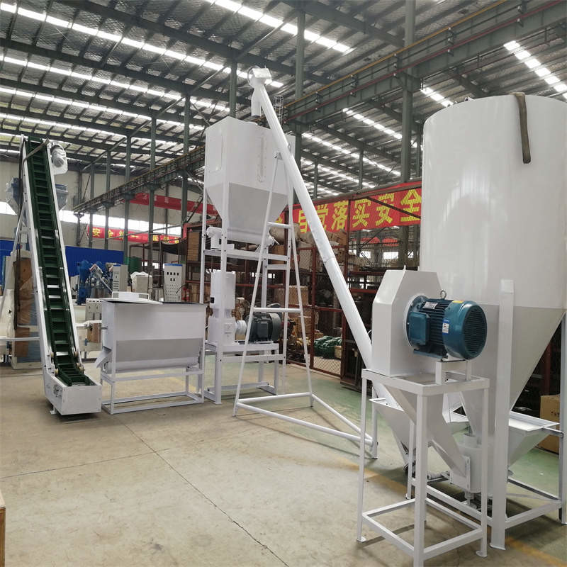 118KW কাঠের পেললেট উত্পাদন লাইন 1000-2000kg/H 2000*500*600cm বৈদ্যুতিক নিয়ন্ত্রণ ক্যাবিনেট