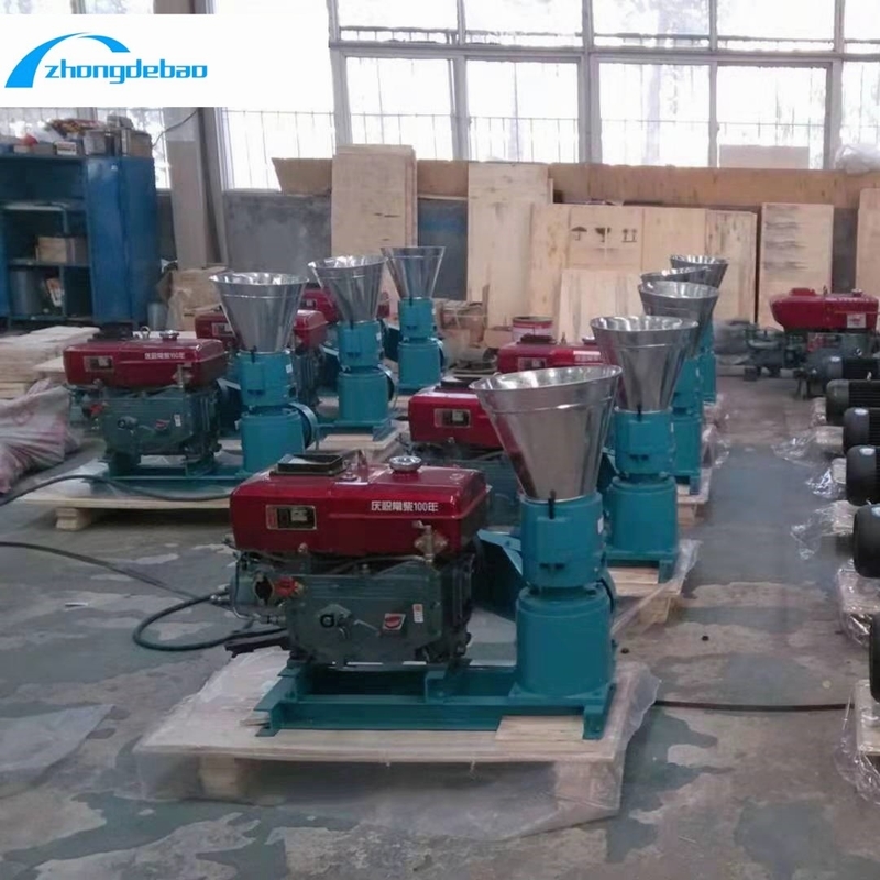 ডিজেল ইঞ্জিন পাওয়ার টাইপ 10HP পশু খাদ্য পেল্ট প্রক্রিয়াকরণ মেশিন 90-120kg/h আউটপুট ফিড পেল্ট তৈরির মেশিন