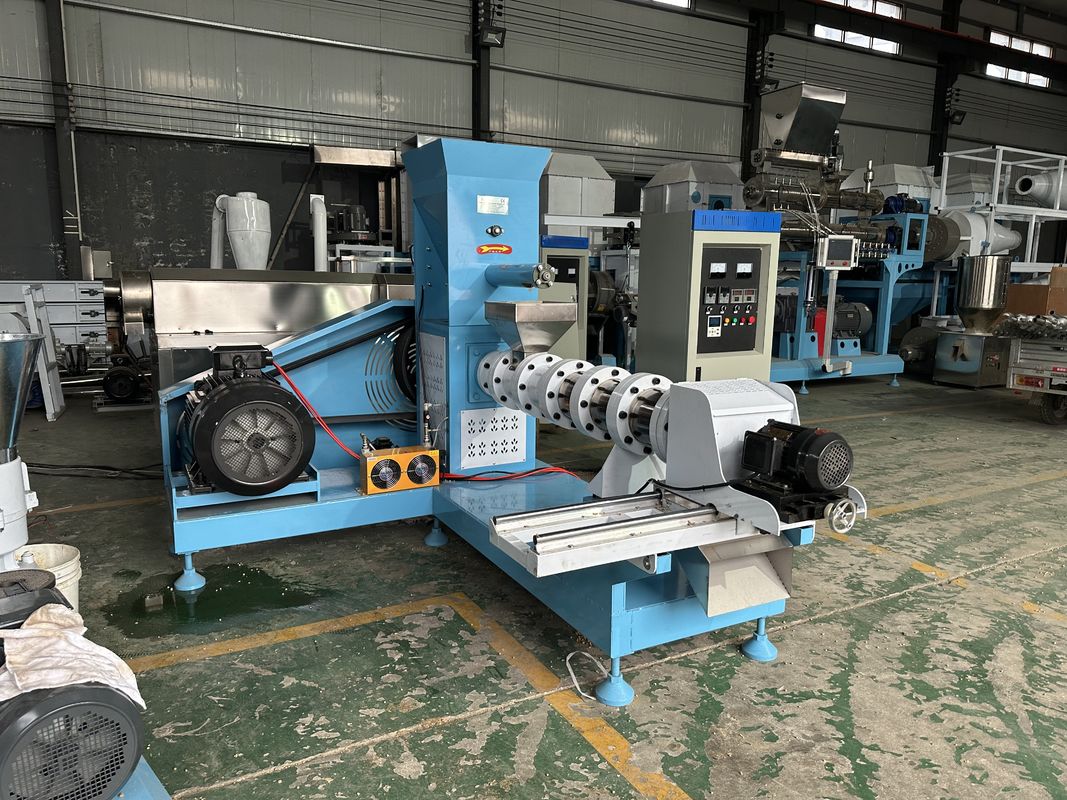 0.5-1 টন/ঘন্টা ক্ষমতা পশু খাদ্য পেল্ট উত্পাদন লাইন ঘাসের মুরগির কাঁচামাল এবং ইঞ্জিনিয়ার গাইড ইনস্টলেশন সঙ্গে